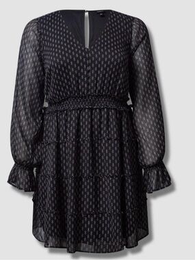 Torrid Black Printed V-Neck Tiered Long Sleeve Dress